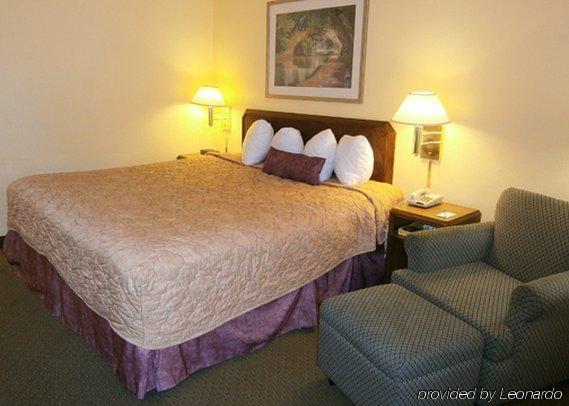 Hyatt Place Hampton Convention Center Rom bilde