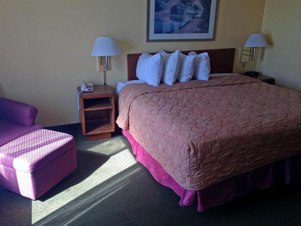 Hyatt Place Hampton Convention Center Rom bilde